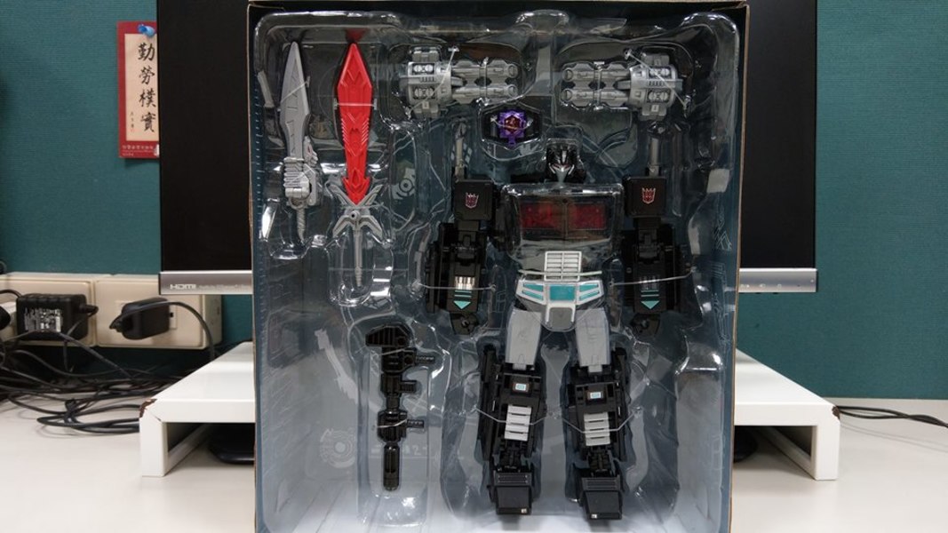 Nemesis Prime In Hand Images Power Of The Primes Transformers  (5 of 30)